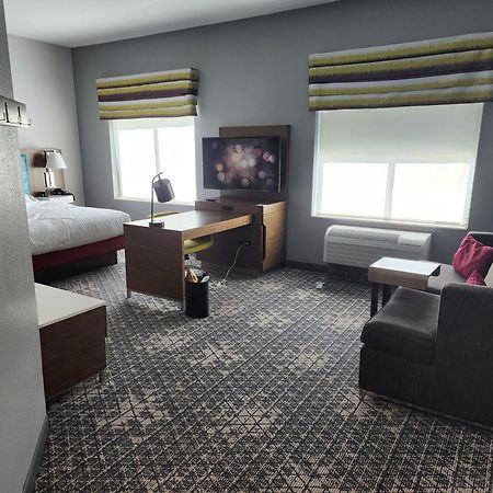 Hampton Inn & Suites Pittsburgh New Stanton Pa Esterno foto