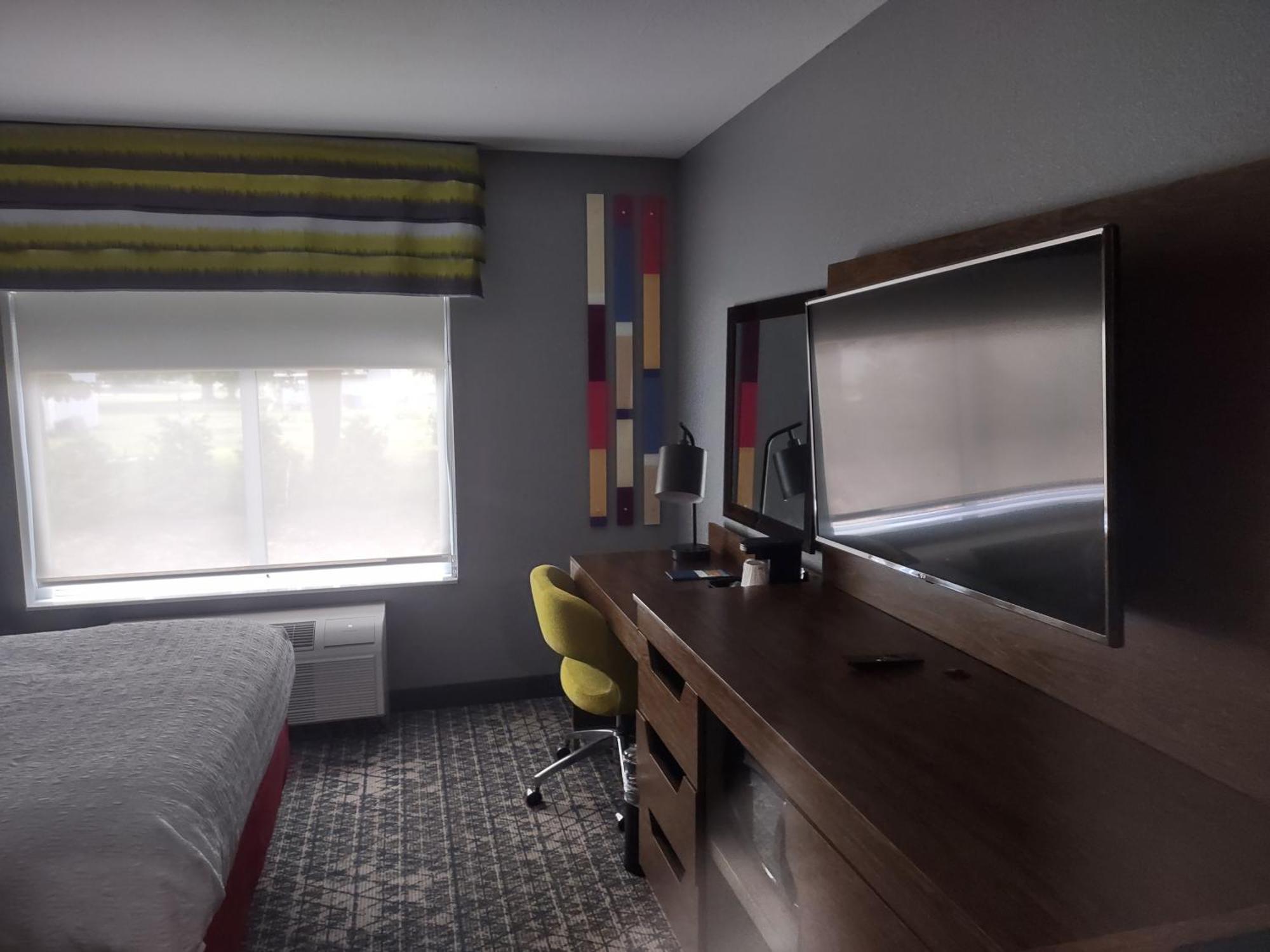 Hampton Inn & Suites Pittsburgh New Stanton Pa Esterno foto