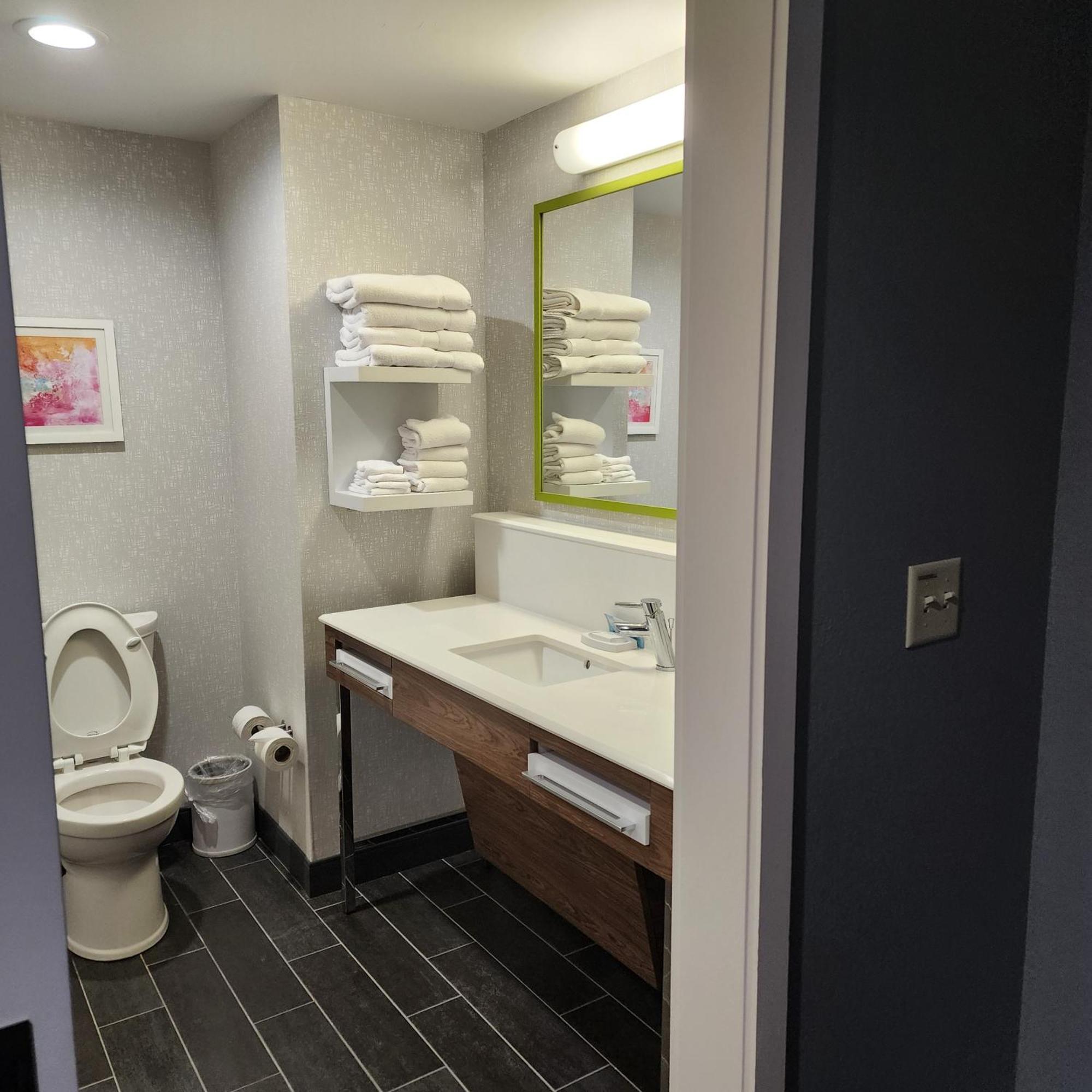 Hampton Inn & Suites Pittsburgh New Stanton Pa Esterno foto